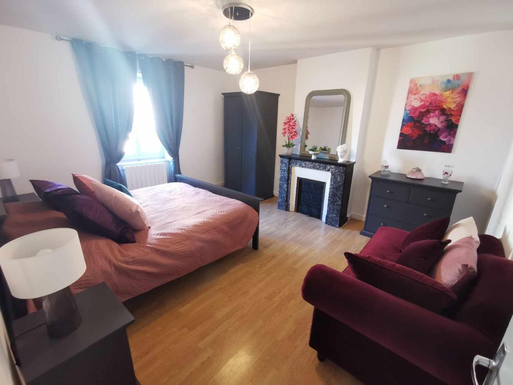 Bel Appartement De 1 A 7 Personnes Ambert Extérieur photo